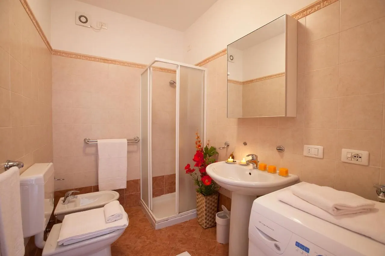 Residence Vista D'Oro Apartmentsペルレード ペルレード