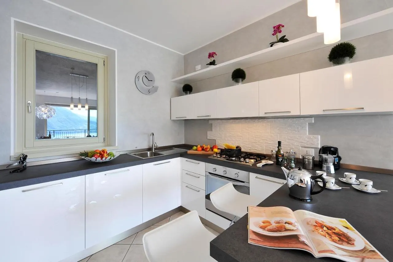 アパートホテル Residence Vista D'Oro Apartmentsペルレード イタリア