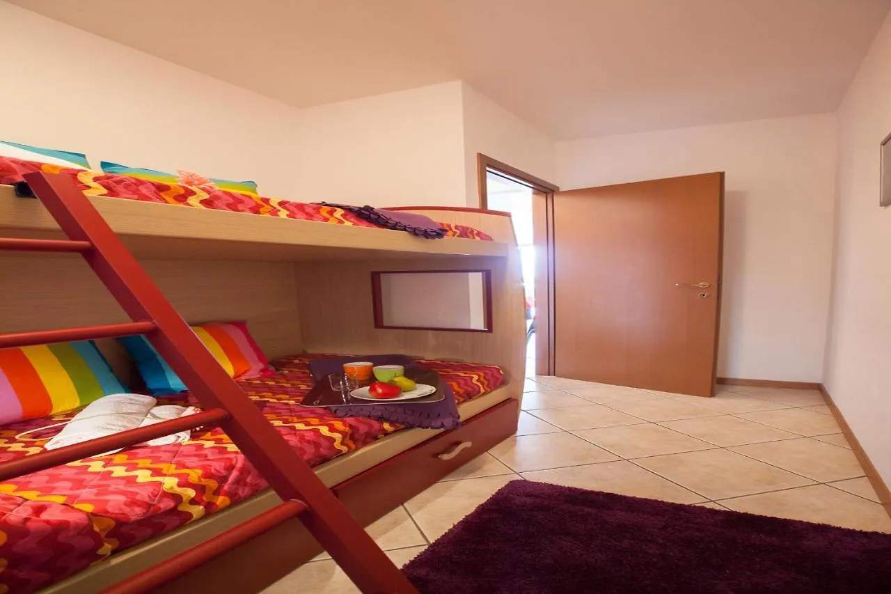 Residence Vista D'Oro Apartments Perledo 0*,